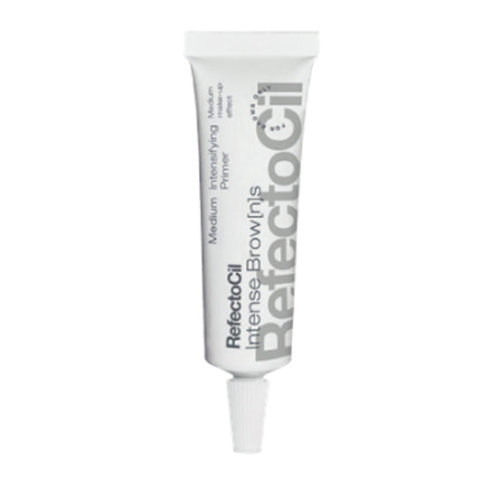 Use the Refectocil Intensifying Primer at the beginning of each brow service to customize and prolong the make-up effect.