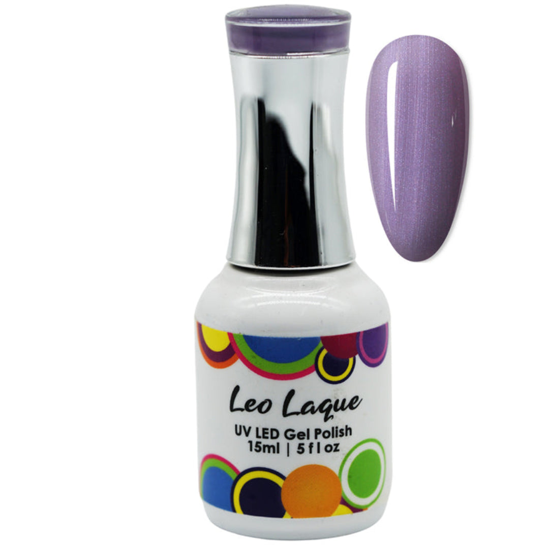 A bottle of Leo Laque UV LED gel polish in a shimmering lavender-purple shade, shown alongside a matching nail color swatch on a plain white background.